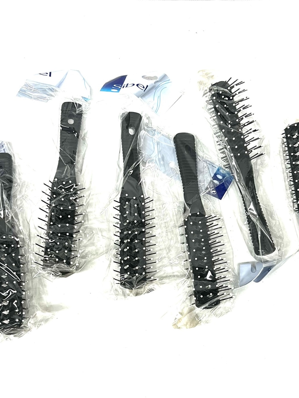Black Vent Brush with Ball-Tip Bristles - Packable Hair Brush